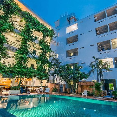 Sutus Court 3 Otel Pattaya Dış mekan fotoğraf