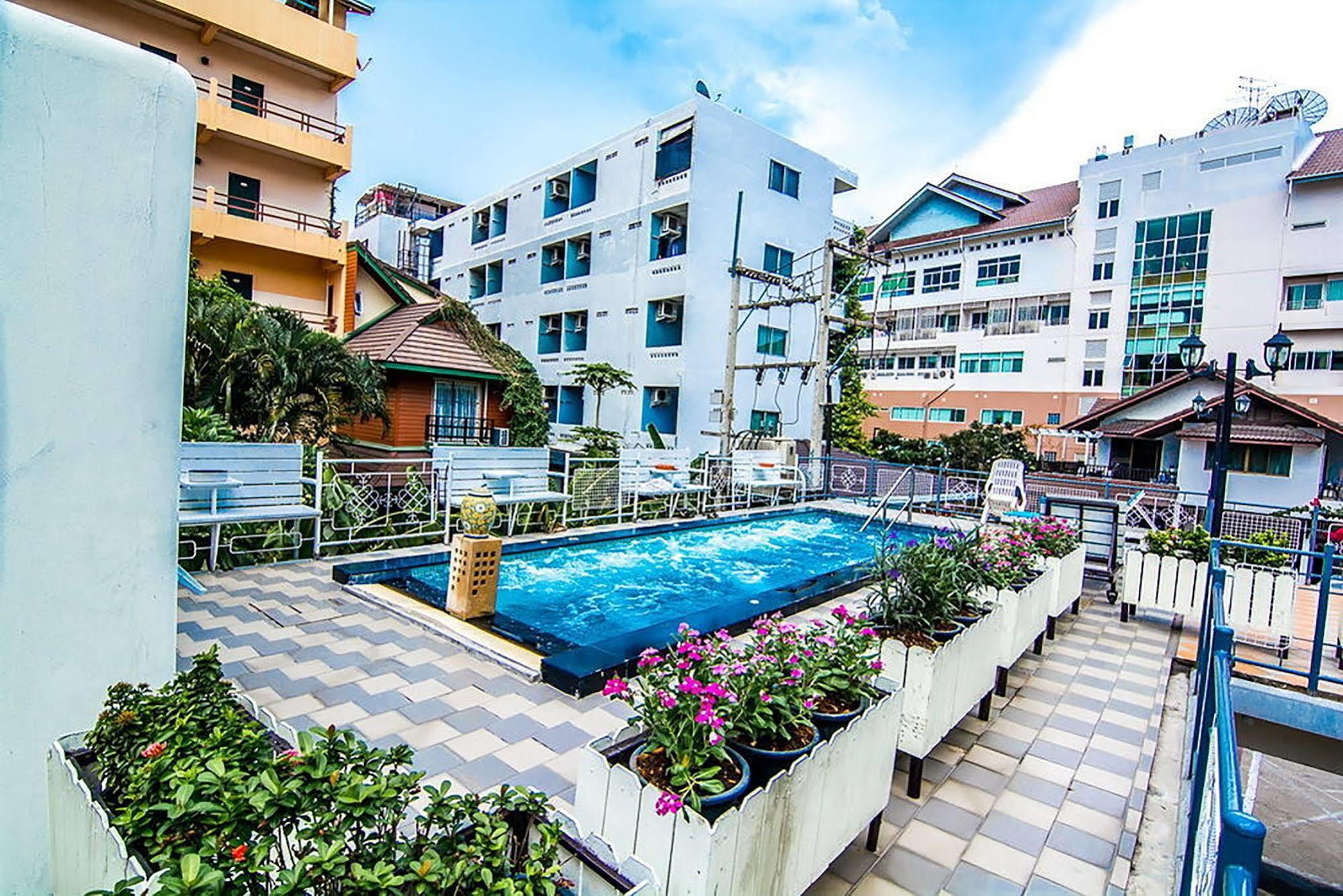 Sutus Court 3 Otel Pattaya Dış mekan fotoğraf